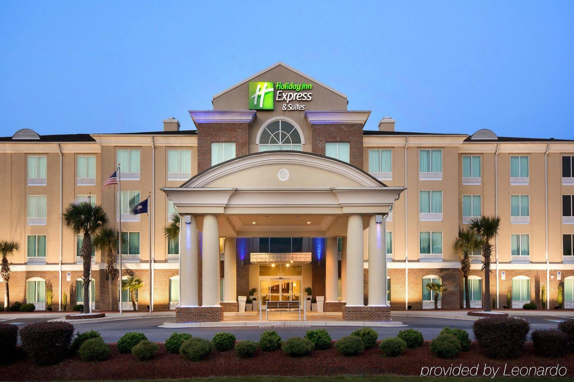 Holiday Inn Express & Suites Florence By Ihg Exterior foto